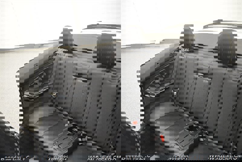 Used 2018 BMW M4 Convertible image 21