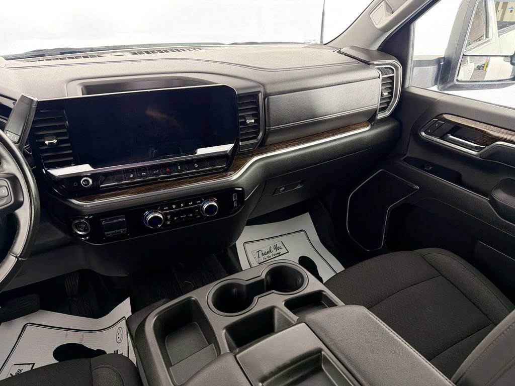 Used 2024 GMC Sierra 2500 SLE image 23