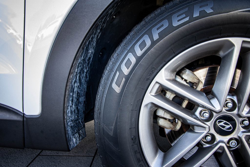 Used 2018 Hyundai Santa Fe Sport image 21