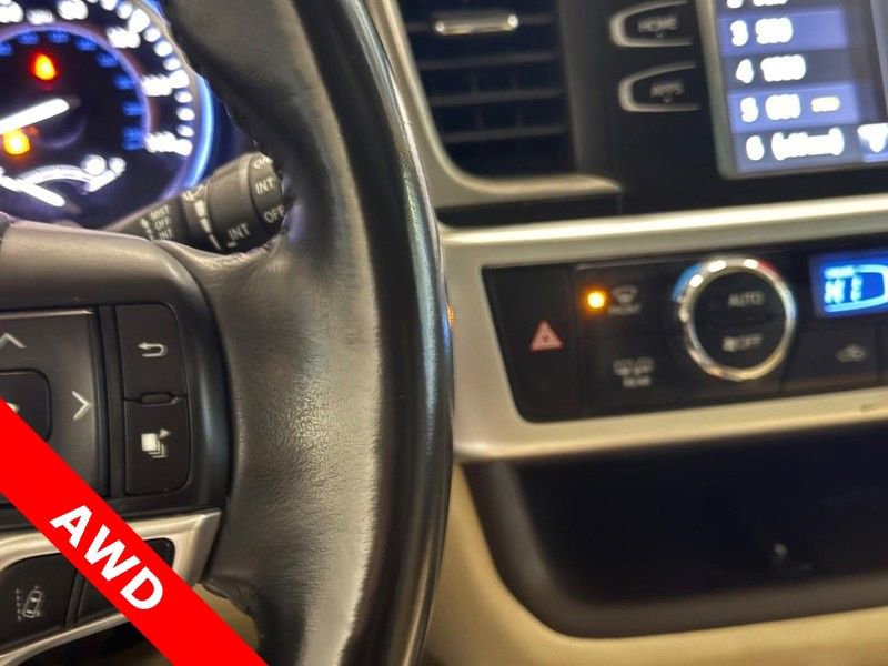 Used 2018 Toyota Highlander XLE w/ Protection Package #3 image 16