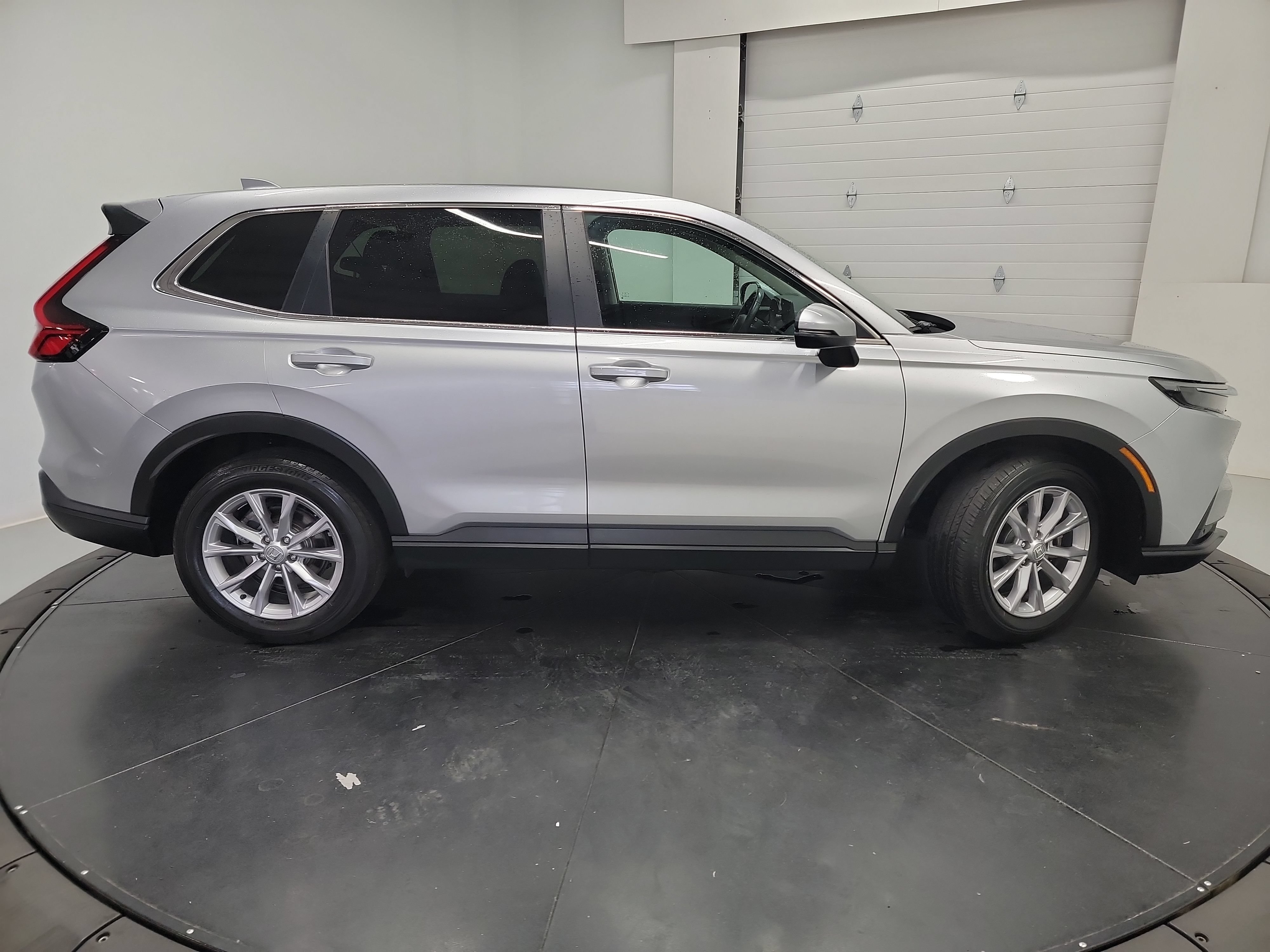 Used 2024 Honda CR-V EX-L image 11