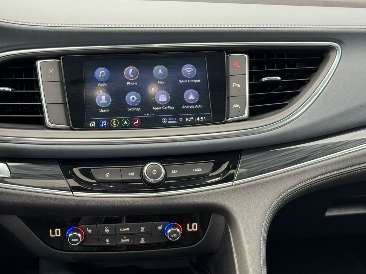 Used 2022 Buick Enclave Essence w/ Experience Buick Package FWD image 29