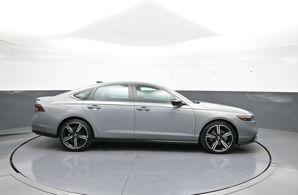 Certified 2024 Honda Accord Sport image 5
