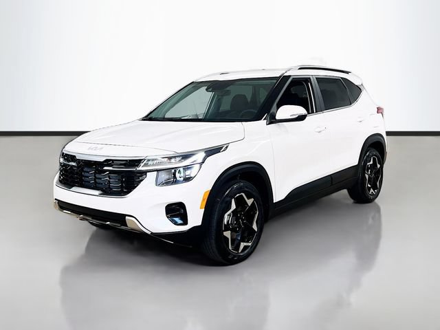 Certified 2025 Kia Seltos EX FWD image 3
