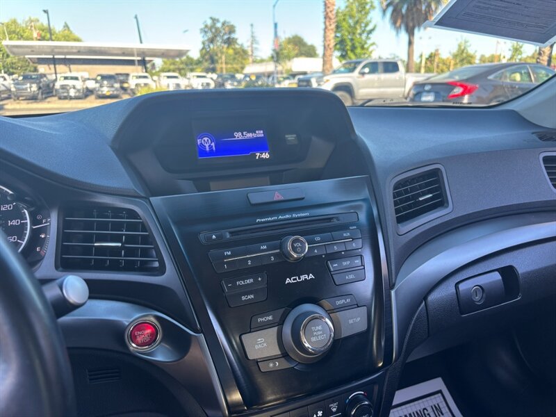 Used 2015 Acura ILX FWD image 14