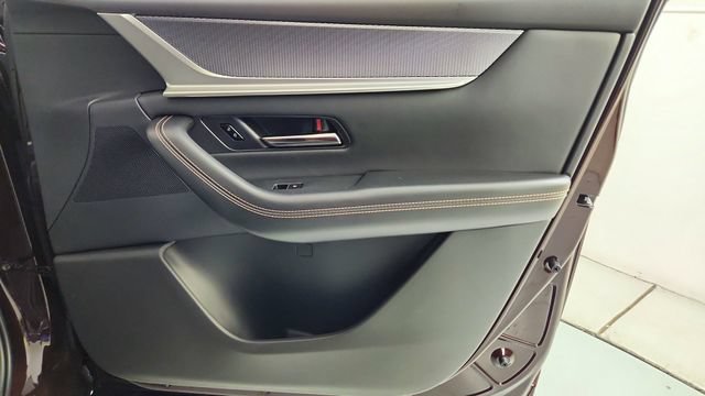 New 2026 MAZDA CX-90 Plug-In Hybrid w/Premium Sport AWD/4WD image 40