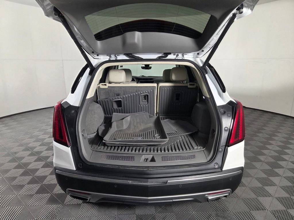 Used 2023 Cadillac XT5 Premium Luxury w/ Technology Package AWD/4WD image 28