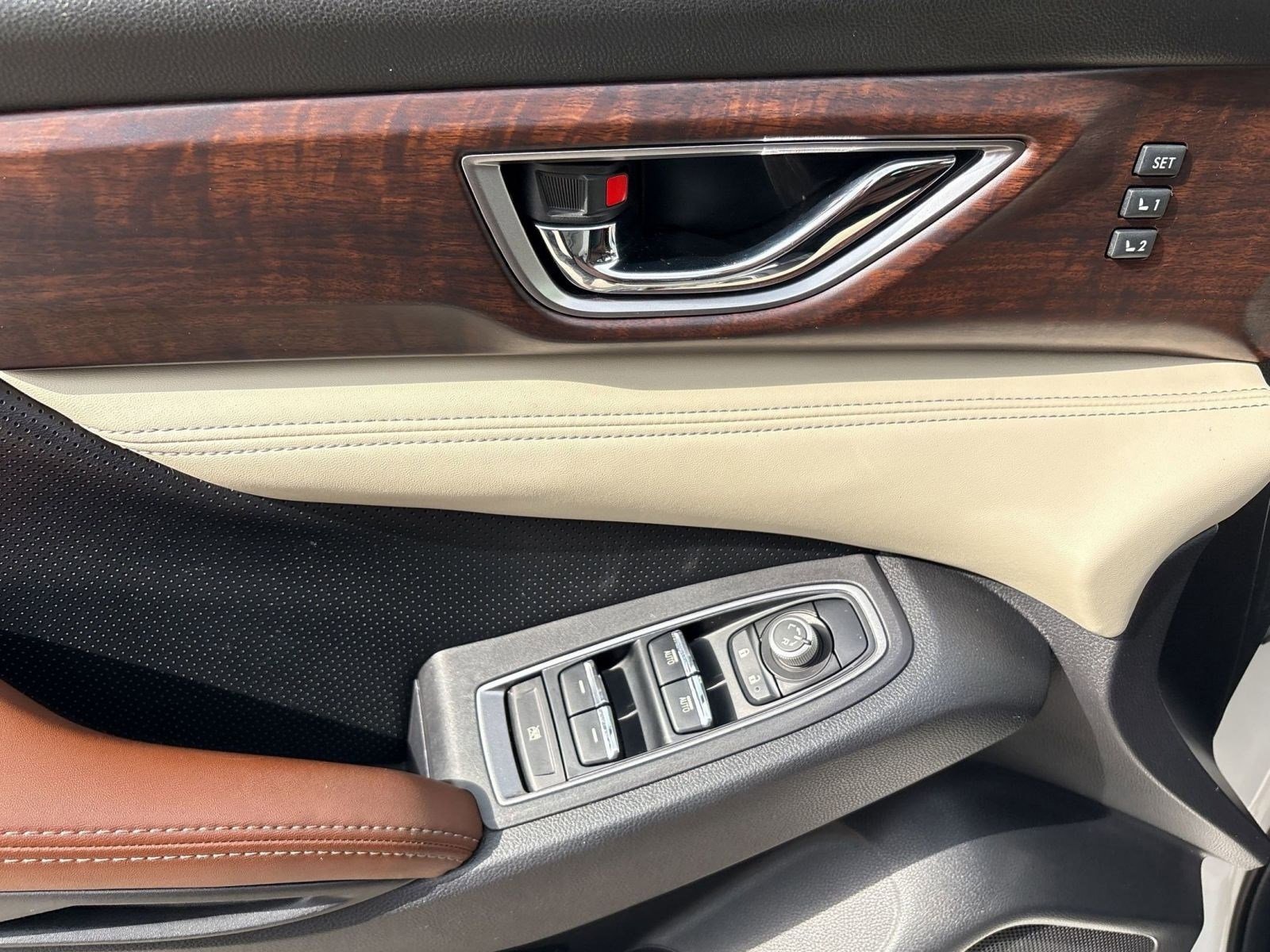 Used 2019 Subaru Ascent Touring w/ Popular Package #3 image 13