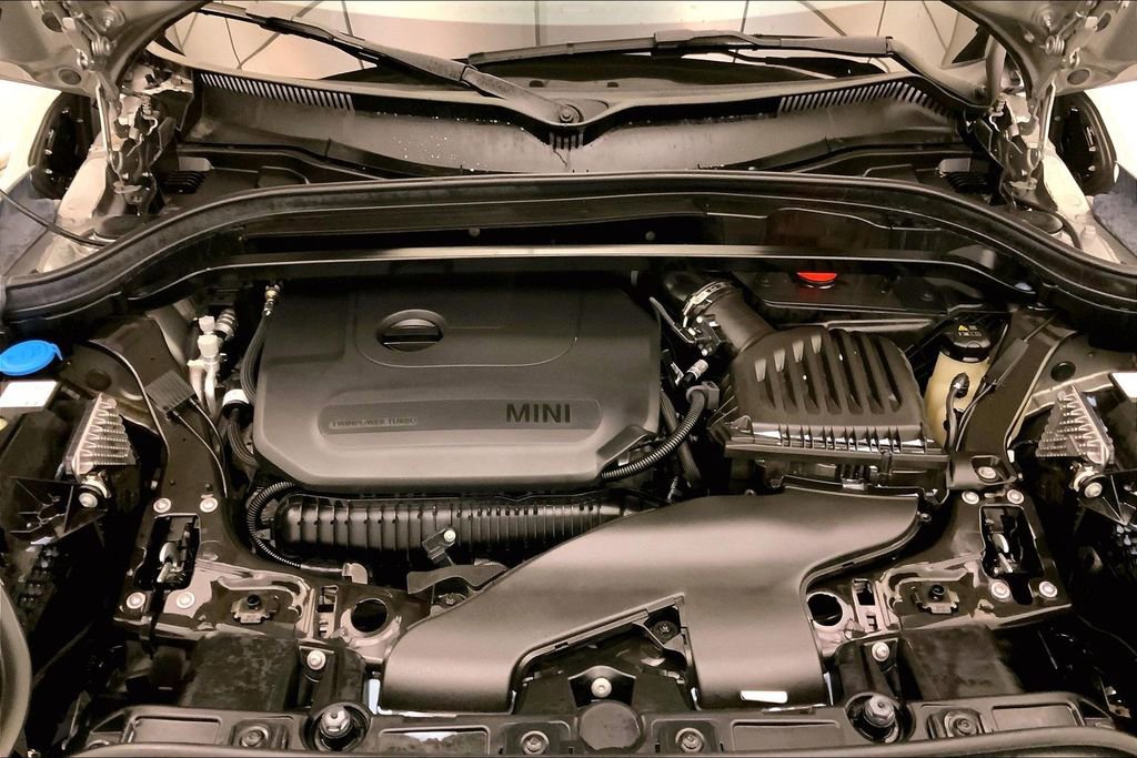 Certified 2024 MINI Cooper Countryman S w/ Signature Upholstery Package AWD/4WD image 9