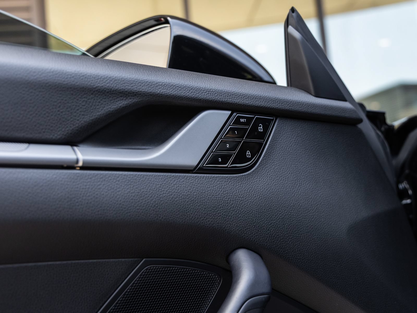 Certified 2021 Porsche 911 Carrera RWD image 21