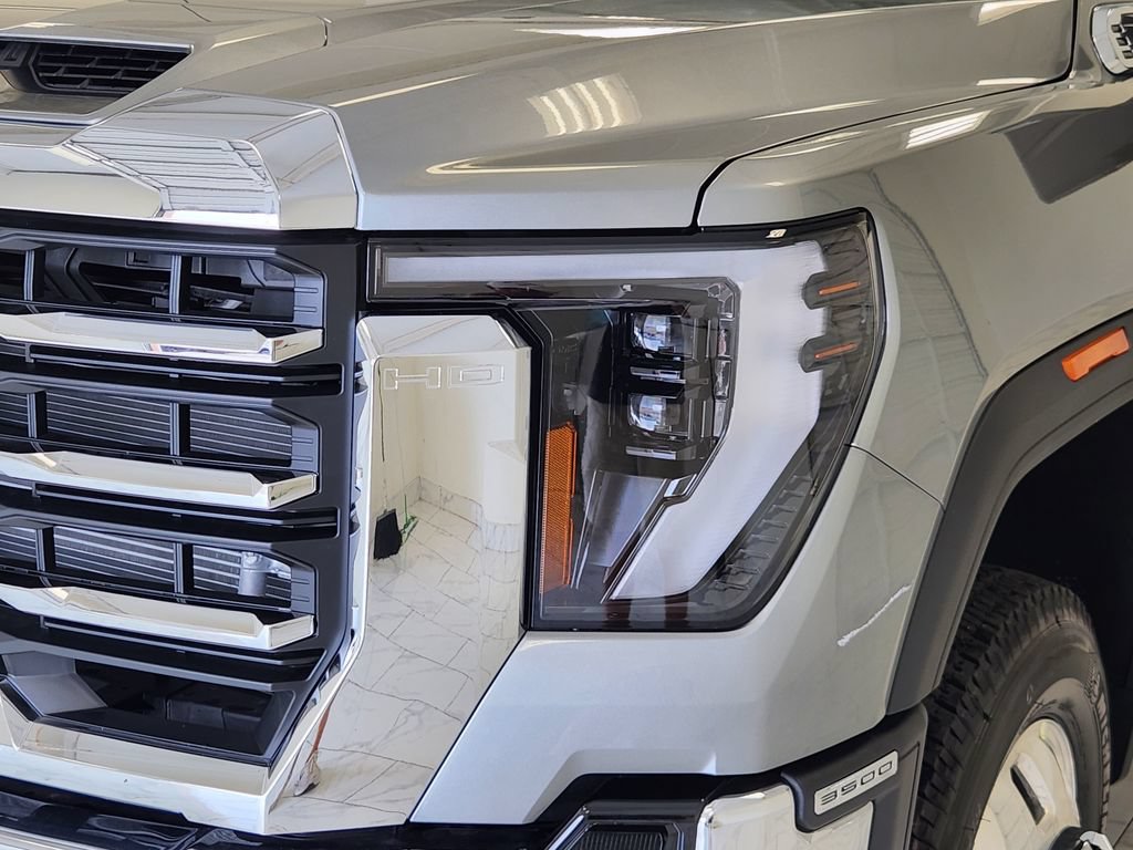 New 2026 GMC Sierra 3500 SLE w/ SLE Value Package AWD/4WD image 6