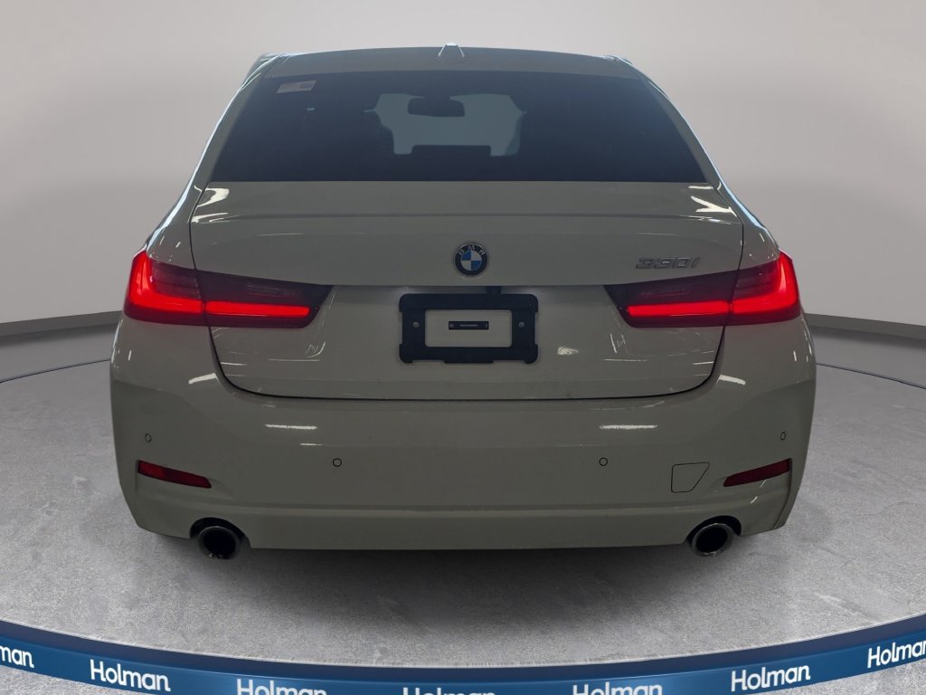 Certified 2024 BMW 330i Sedan w/ Convenience Package RWD image 5