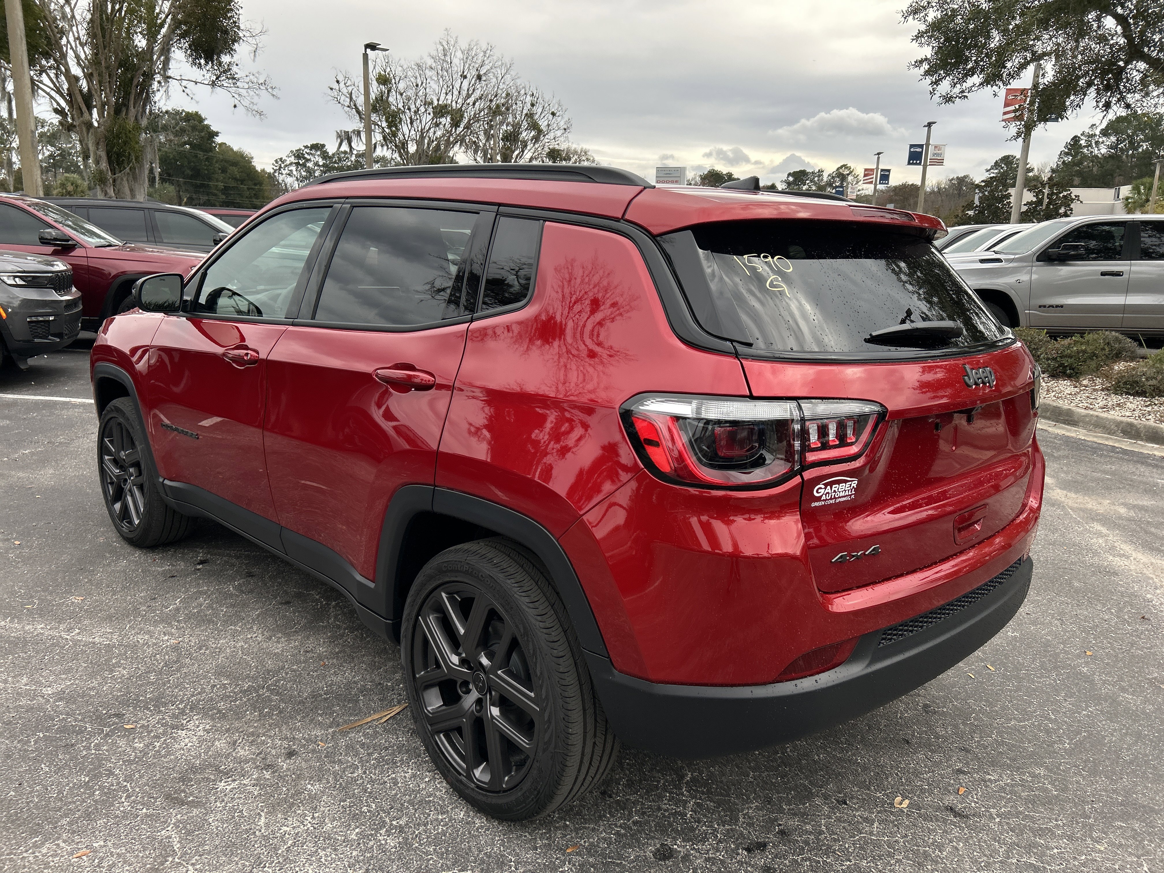 New 2026 Jeep Compass Latitude image 5