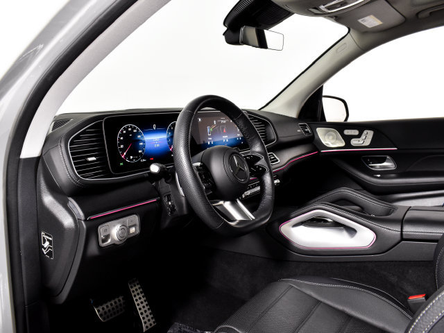 Certified 2025 Mercedes-Benz GLS 580 4MATIC image 20