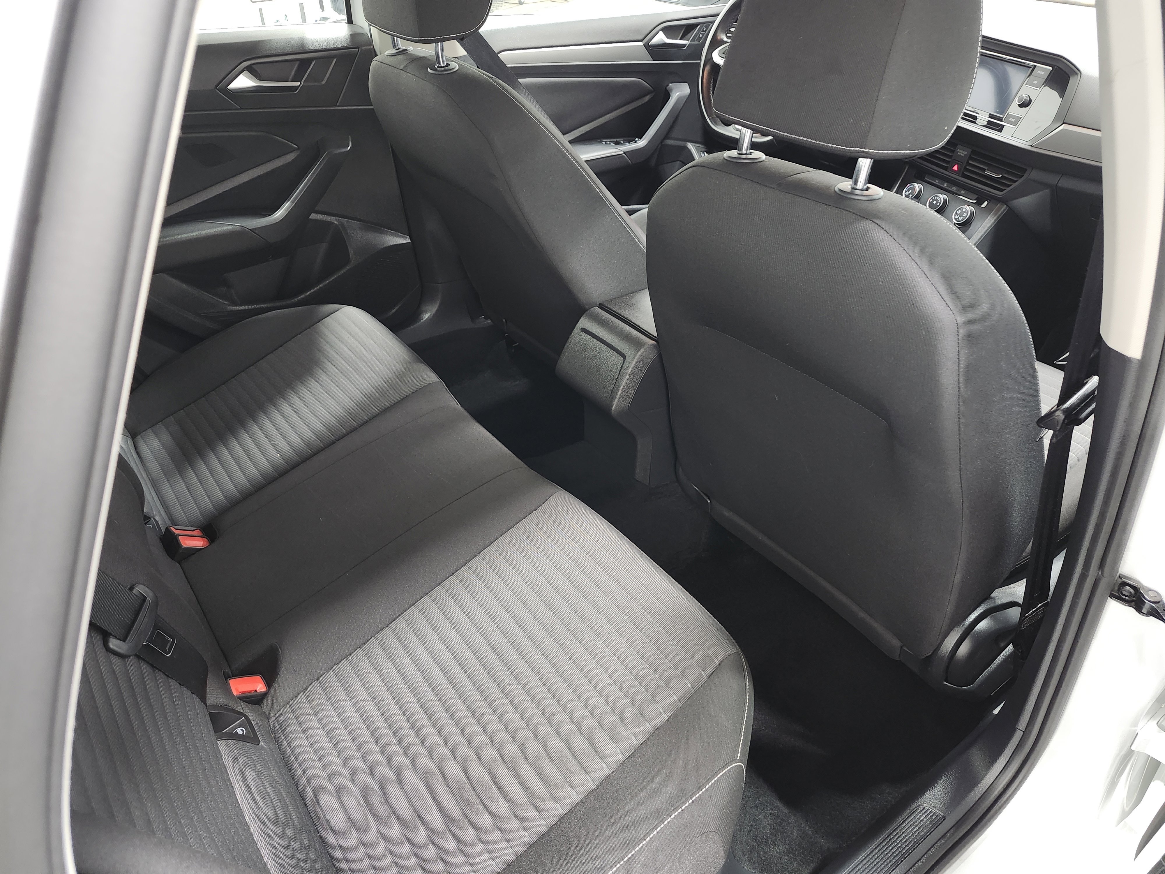 Used 2022 Volkswagen Jetta S image 20