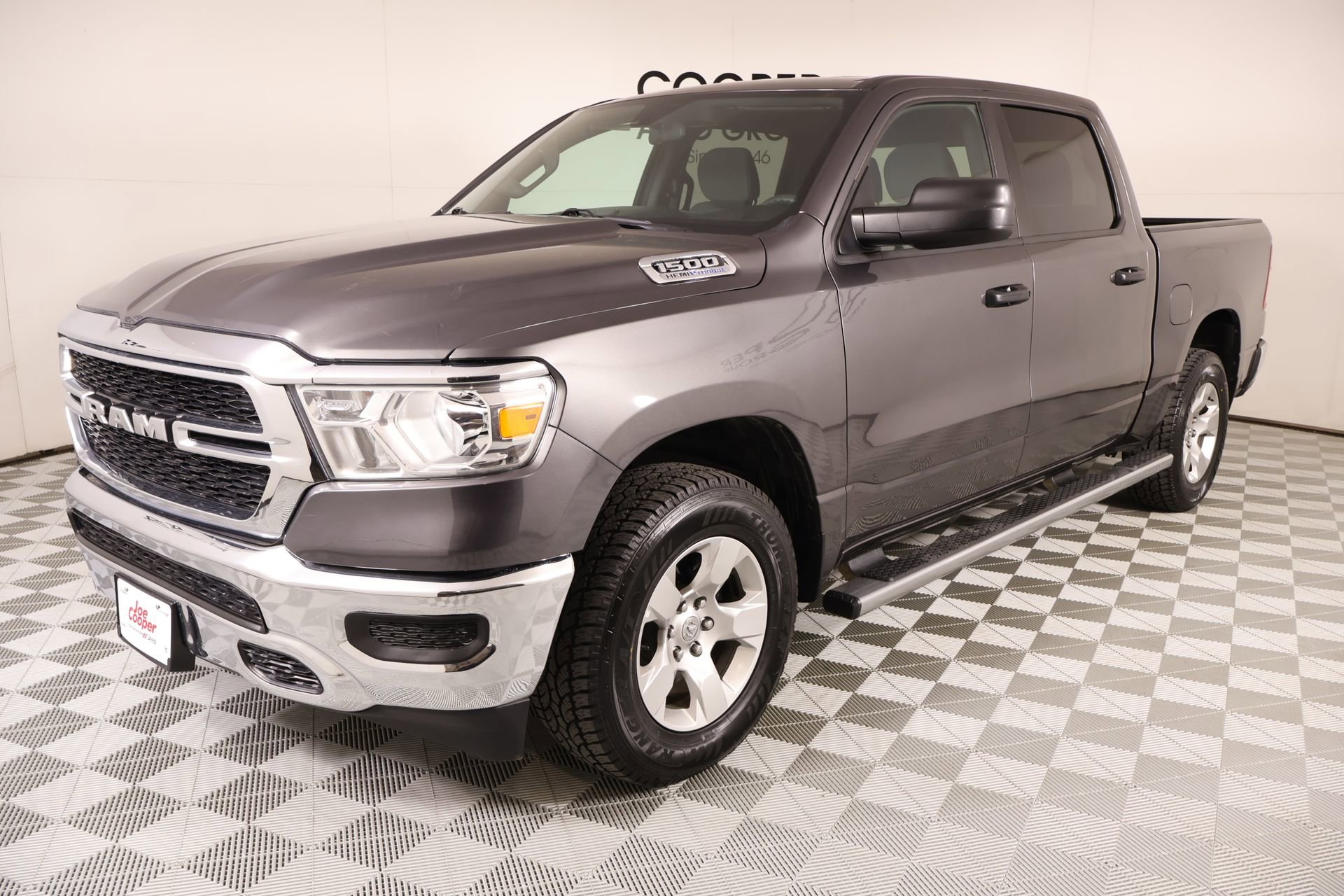 Used 2024 RAM 1500 Tradesman AWD/4WD image 9