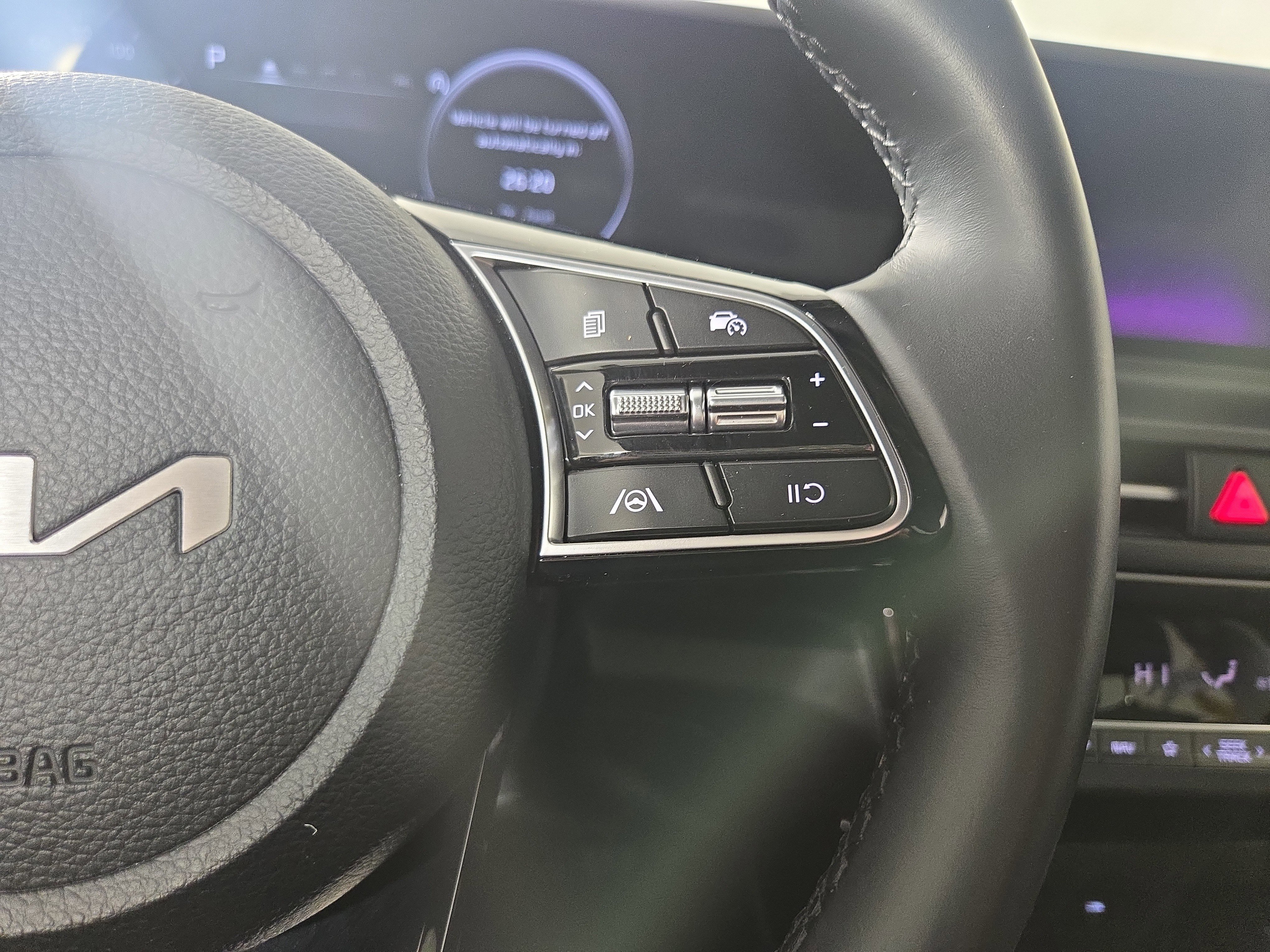 Used 2024 Kia Seltos S image 16