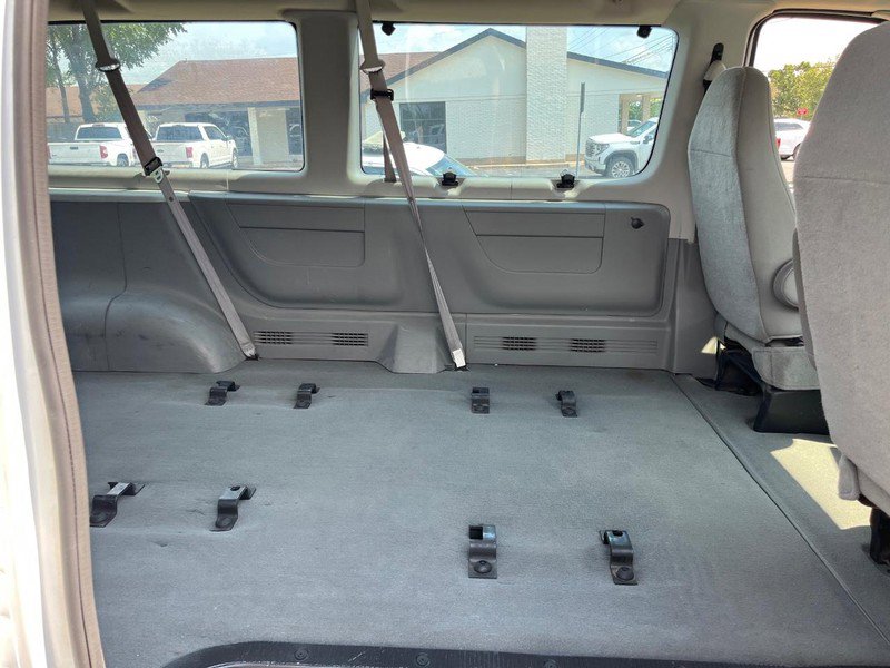 Used 2007 Ford E-150 and Econoline 150 XL RWD image 11