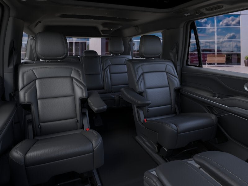 New 2026 Lincoln Navigator L Reserve w/ Jet Appearance Package AWD/4WD image 11