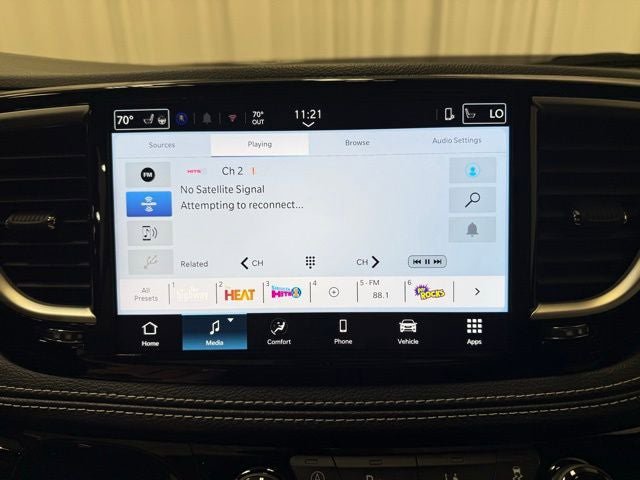 New 2026 Chrysler Pacifica Select FWD image 10