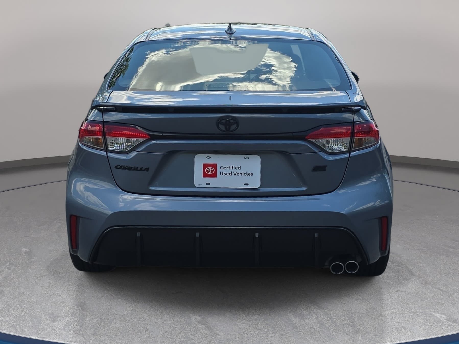Certified 2025 Toyota Corolla SE w/ SE Premium Package FWD image 6