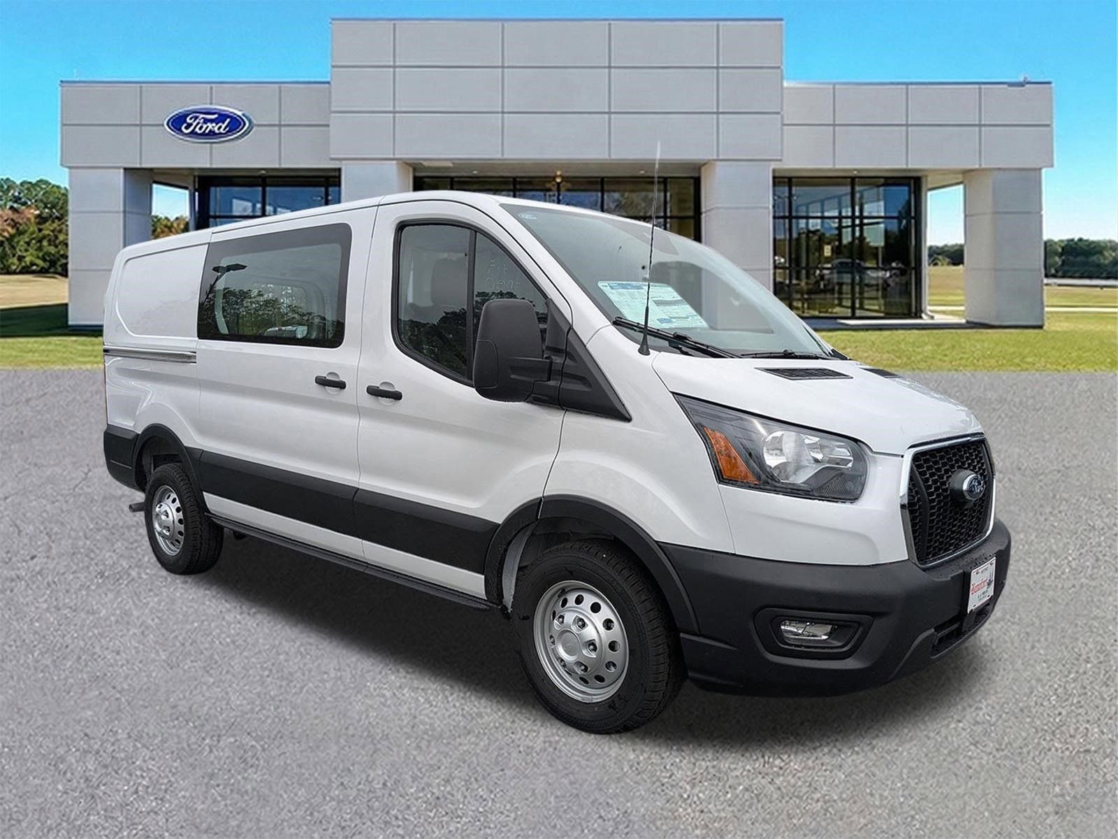 New 2025 Ford Transit 150 Low Roof AWD w/ Exterior Upgrade Package 360° Tour