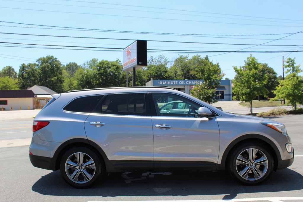 Used 2015 Hyundai Santa Fe Limited w/ Option Group 04 AWD/4WD image 4