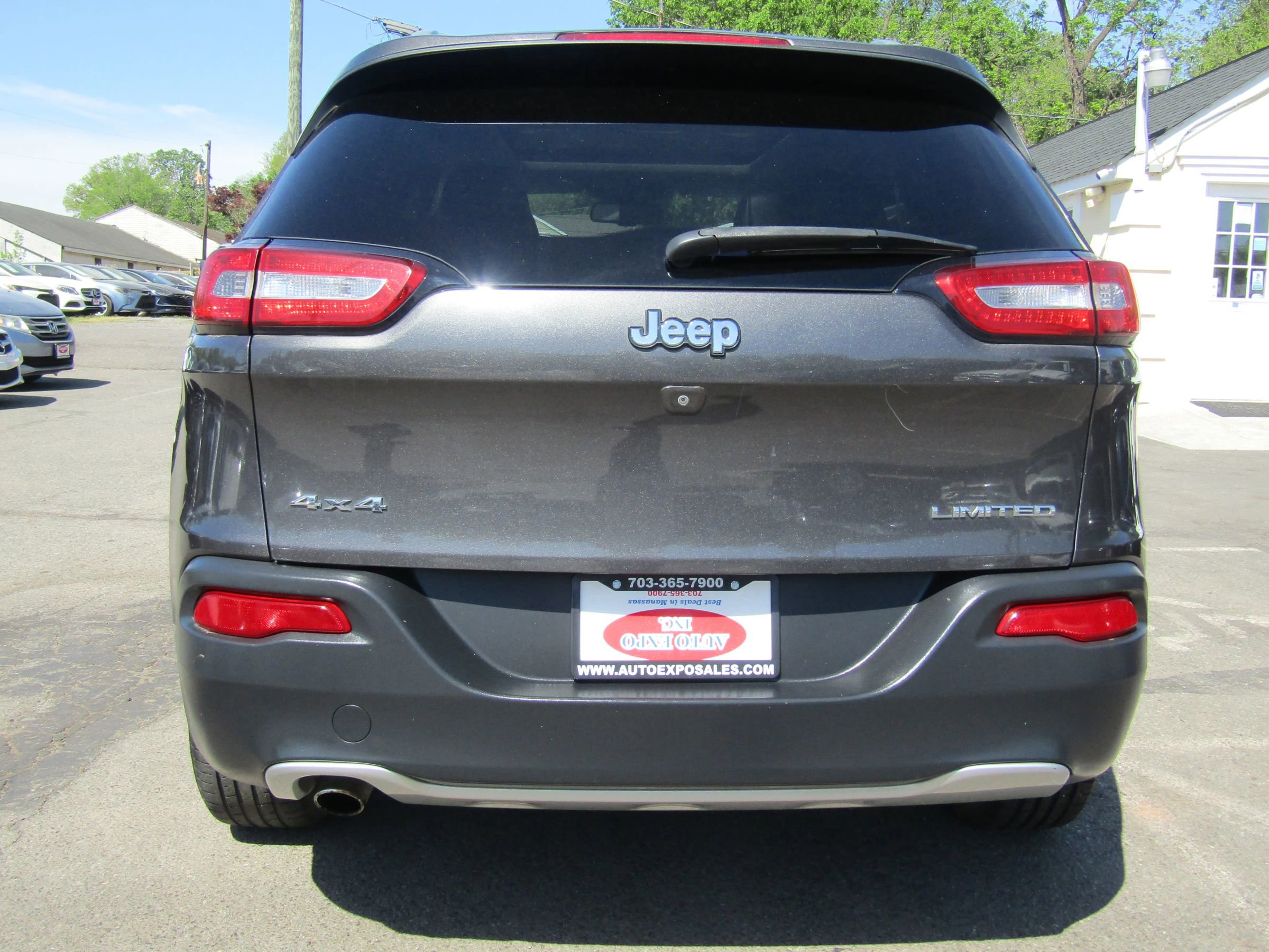 Used 2015 Jeep Cherokee Limited image 6
