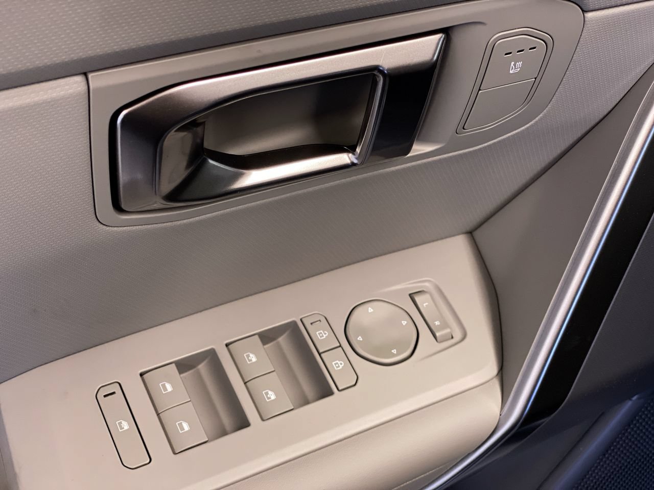 New 2027 Kia Seltos EX FWD image 18