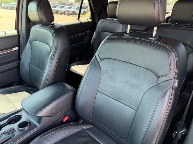 Used 2017 Ford Explorer Limited FWD image 13