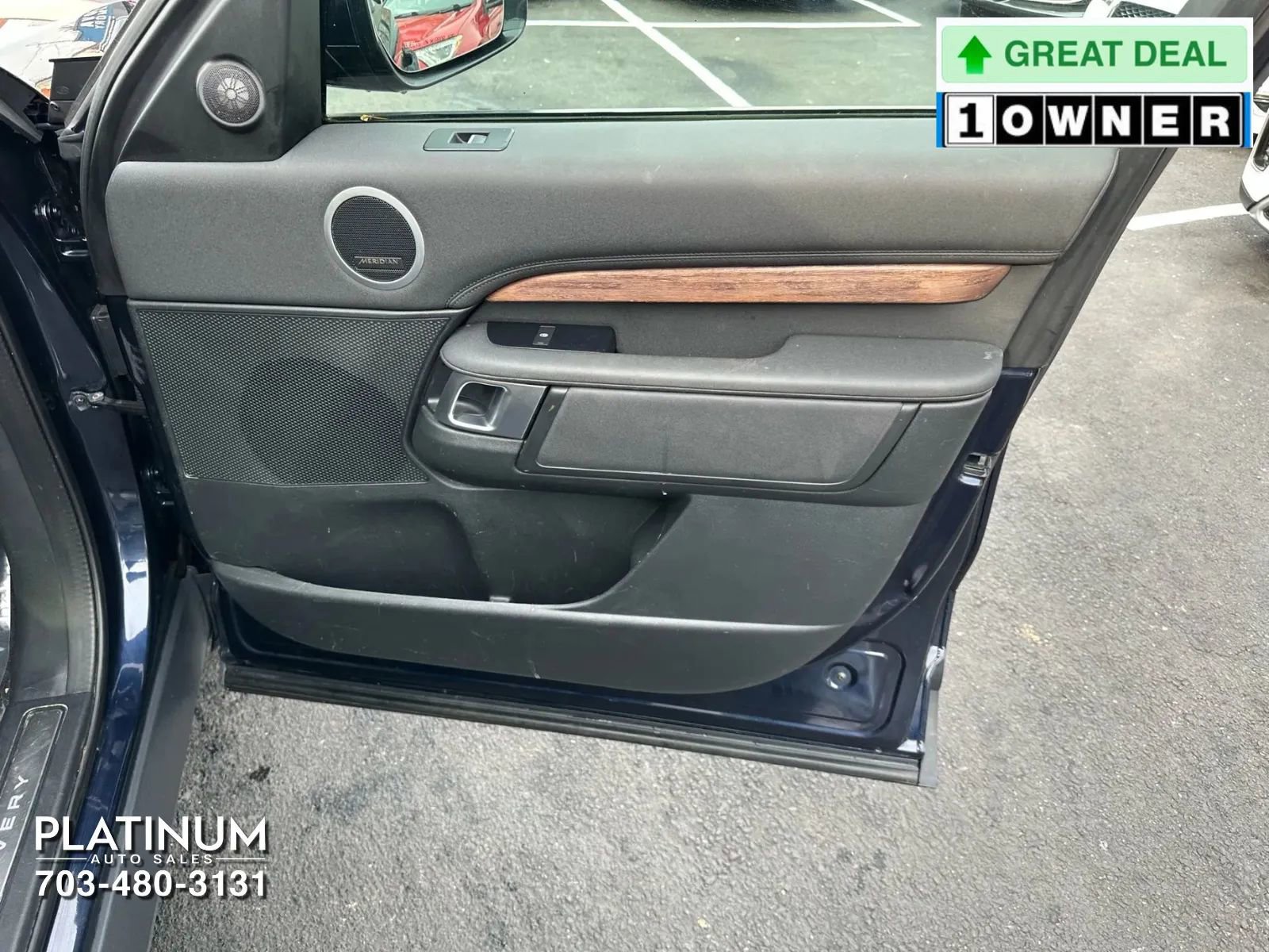 Used 2020 Land Rover Discovery HSE image 19