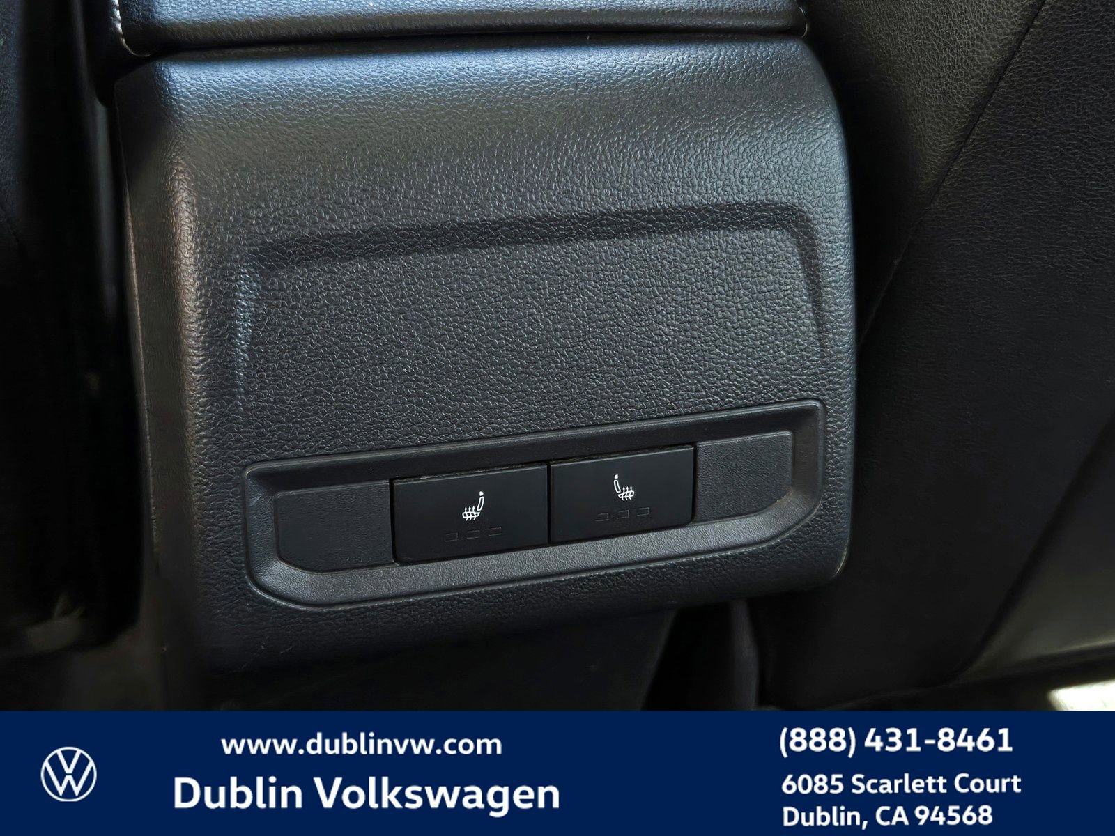 Used 2020 Volkswagen Jetta SEL Premium FWD image 12
