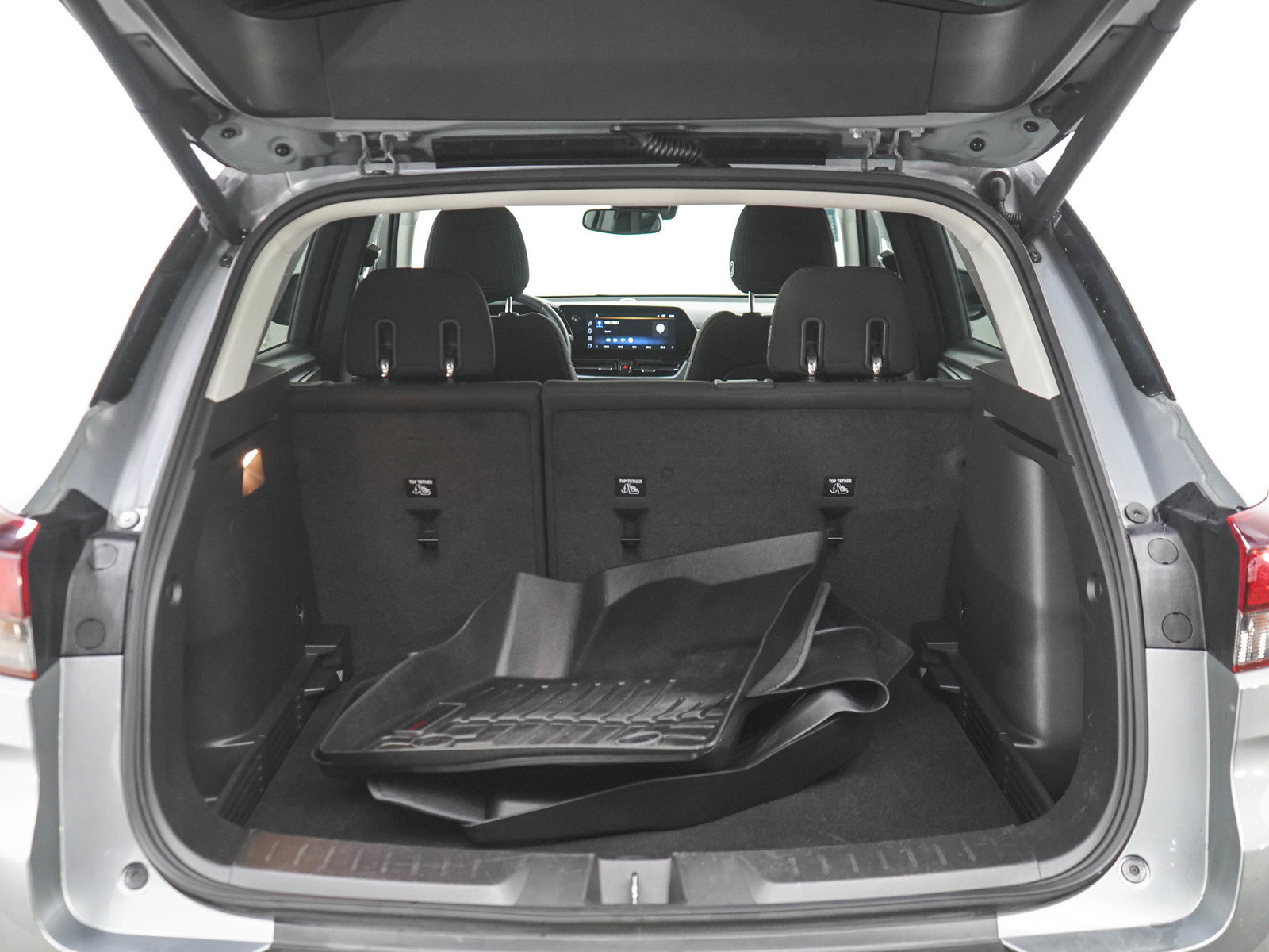 Used 2024 Chevrolet TrailBlazer LT w/ Convenience Package AWD/4WD image 17