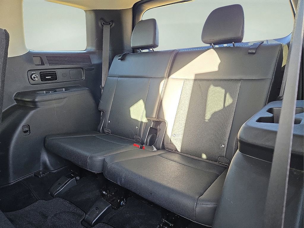 Used 2025 Hyundai Santa Fe SEL image 14