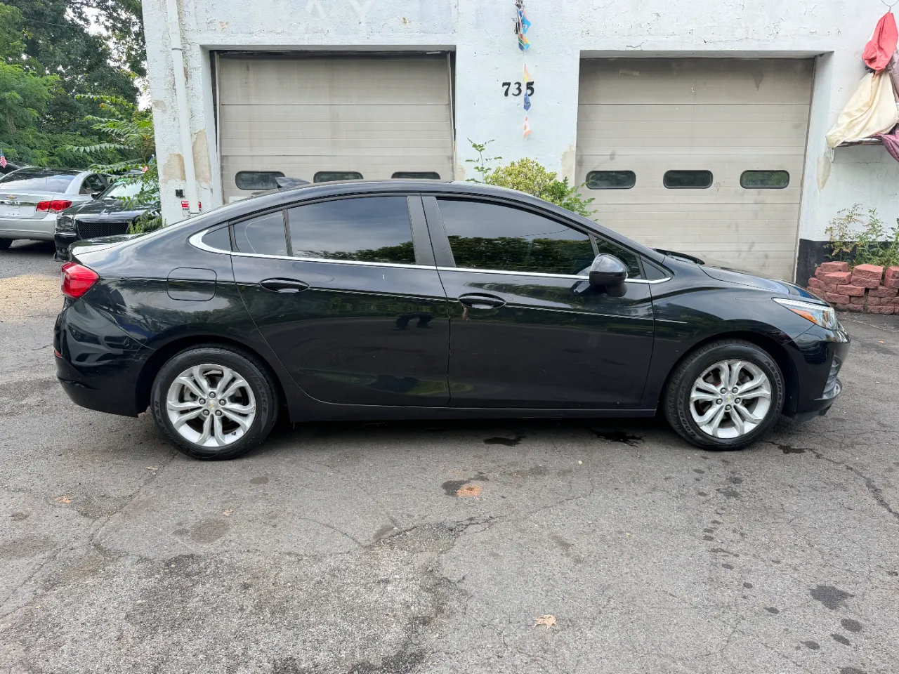 Used 2019 Chevrolet Cruze LT FWD image 13