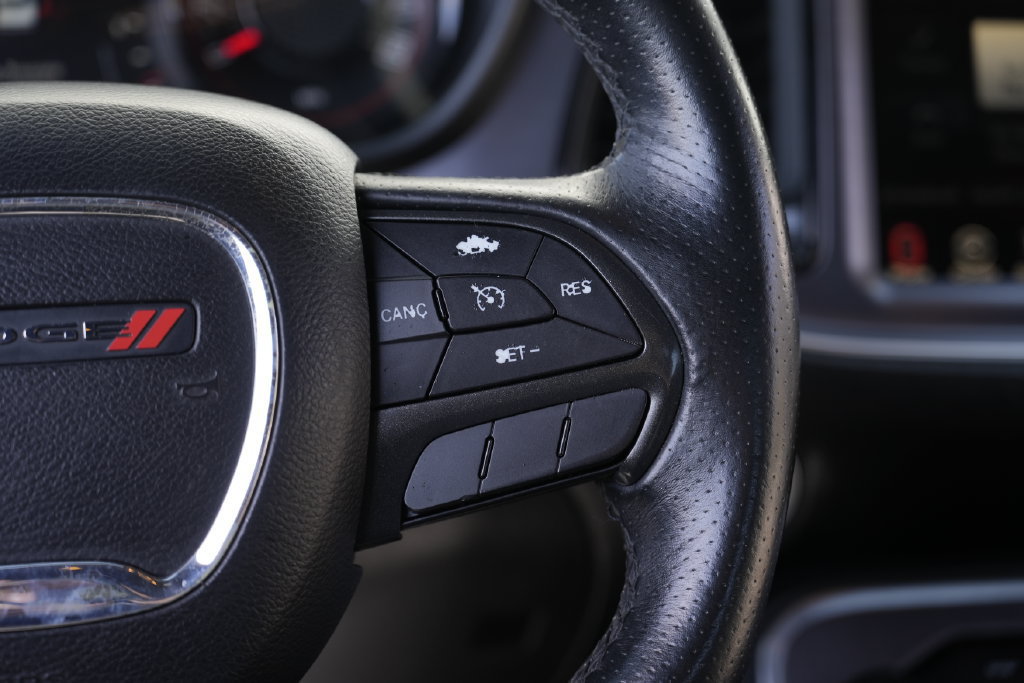 Used 2016 Dodge Challenger R/T Plus RWD image 36
