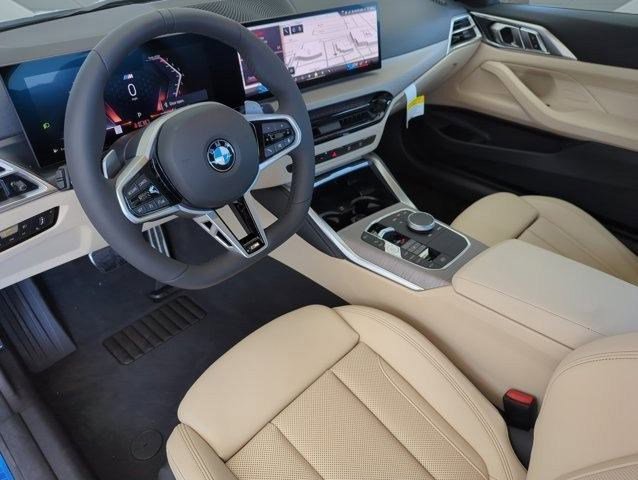 Used 2025 BMW 430i Coupe w/ M Sport Package image 4