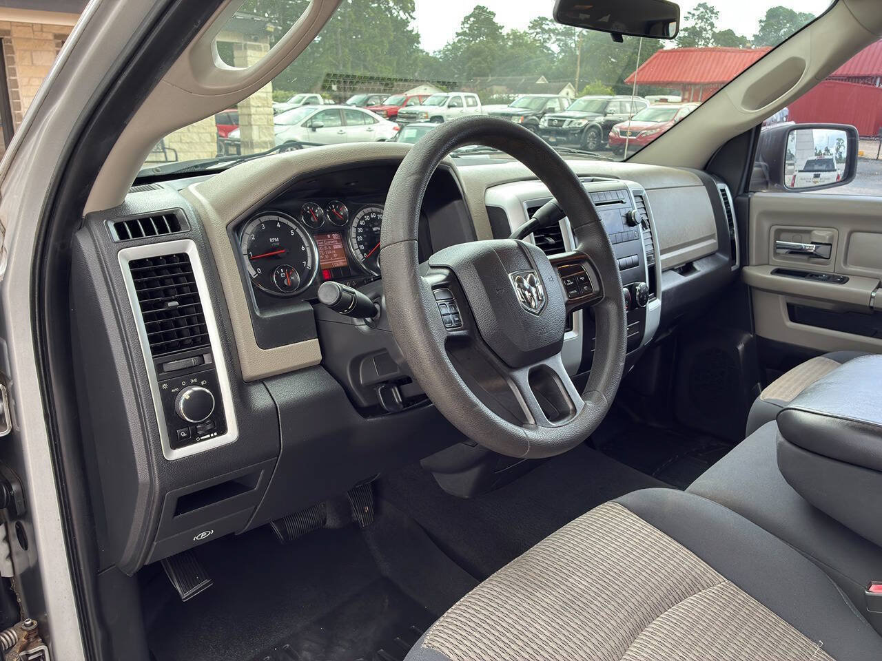 Used 2012 RAM 1500 Classic SLT RWD image 18