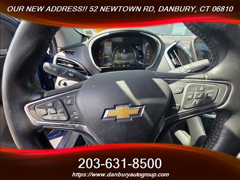 Used 2017 Chevrolet Volt Premier w/ Driver Confidence II Package FWD image 7