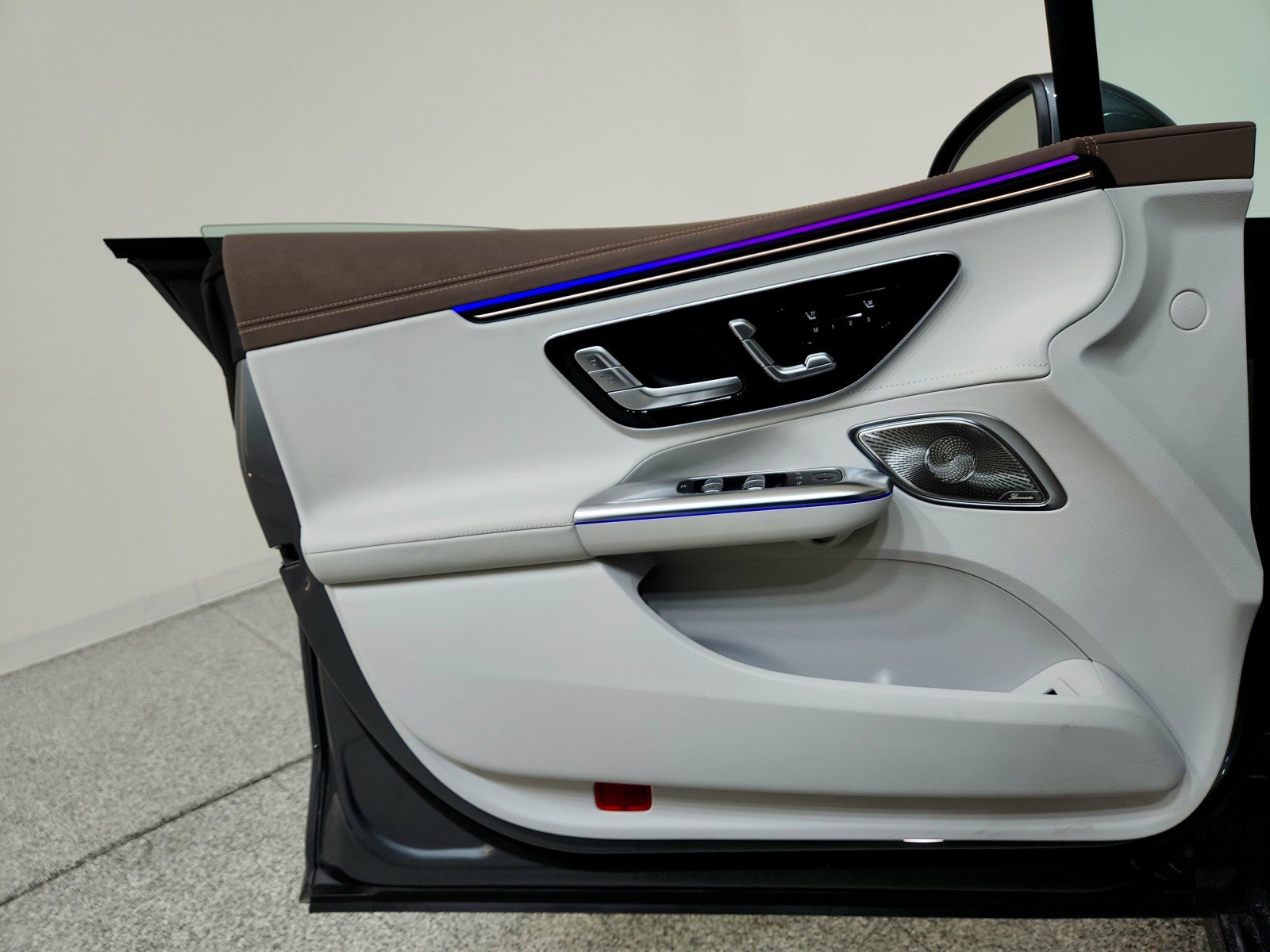 Certified 2024 Mercedes-Benz EQE 350+ 4MATIC Sedan image 15