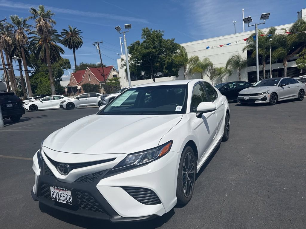 Used 2018 Toyota Camry SE FWD image 10