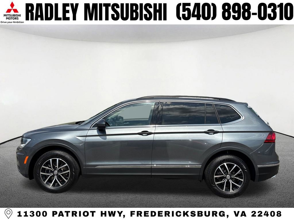 Used 2021 Volkswagen Tiguan SE w/ Panoramic Sunroof Package AWD/4WD image 17