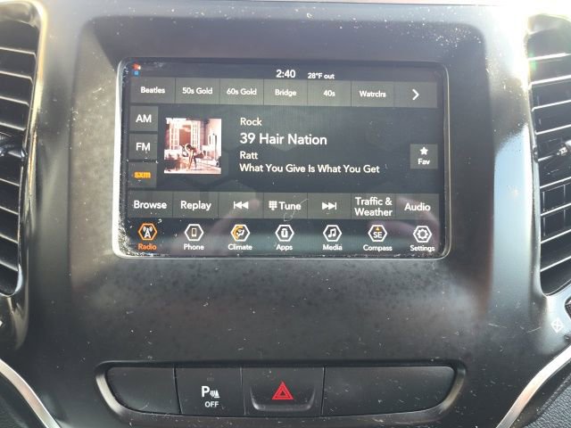 Certified 2019 Jeep Cherokee Latitude Plus image 18