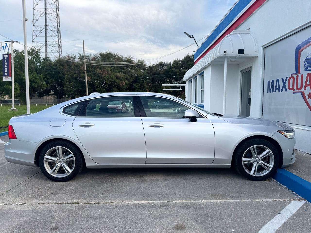 Used 2018 Volvo S90 T5 Momentum w/ Convenience Package AWD/4WD image 25