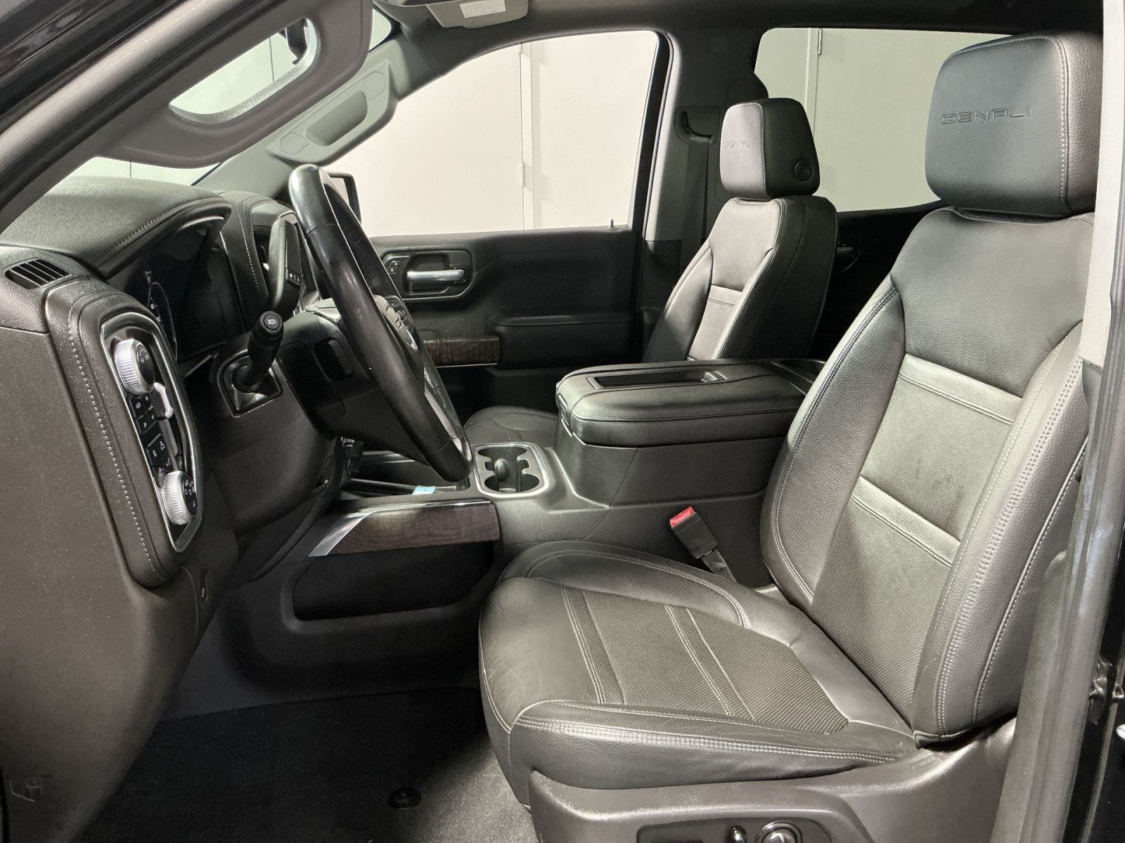 Used 2021 GMC Sierra 1500 Denali w/ Denali Ultimate Package AWD/4WD image 14