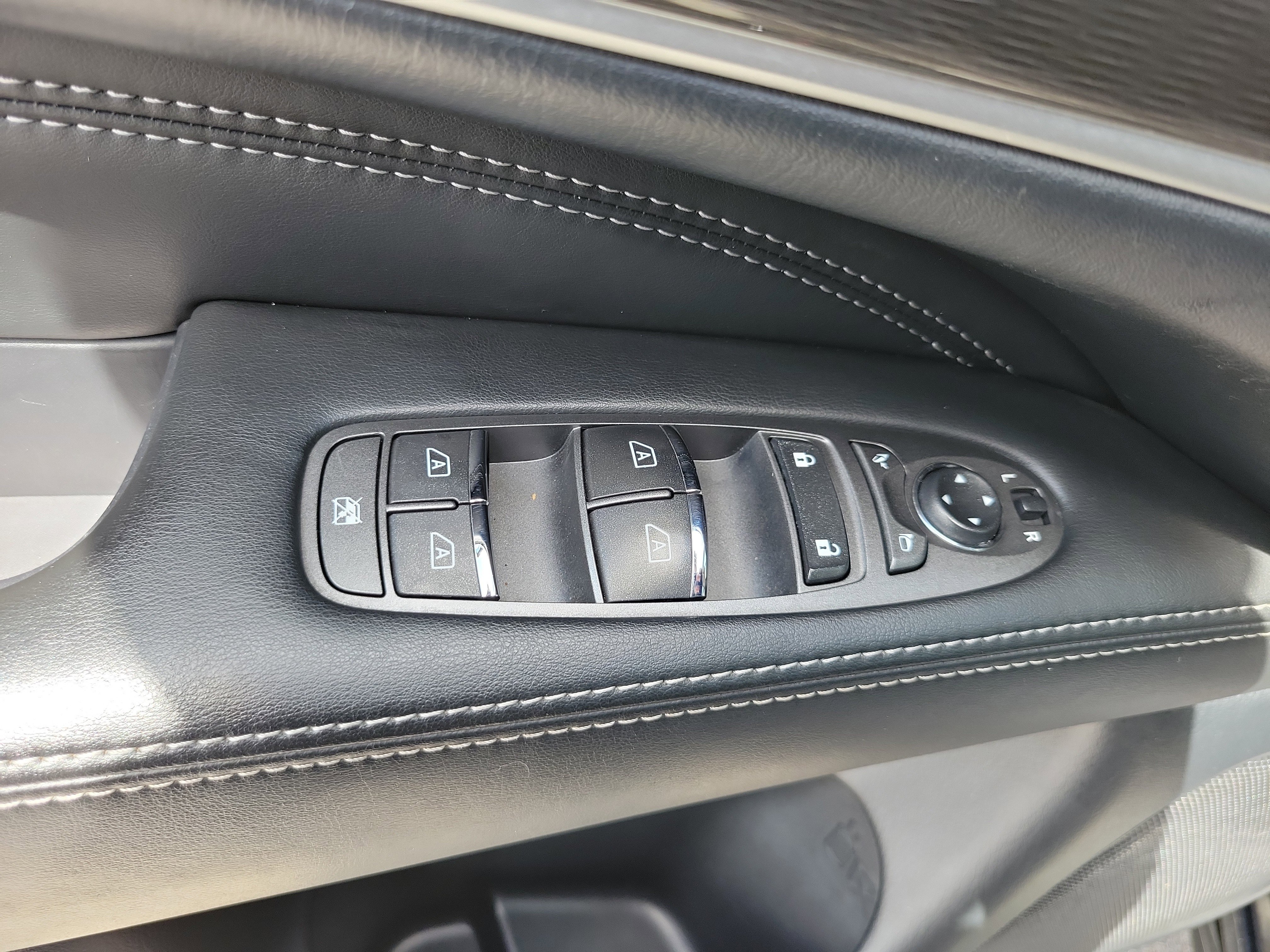 Used 2020 INFINITI QX60 Pure AWD/4WD image 30