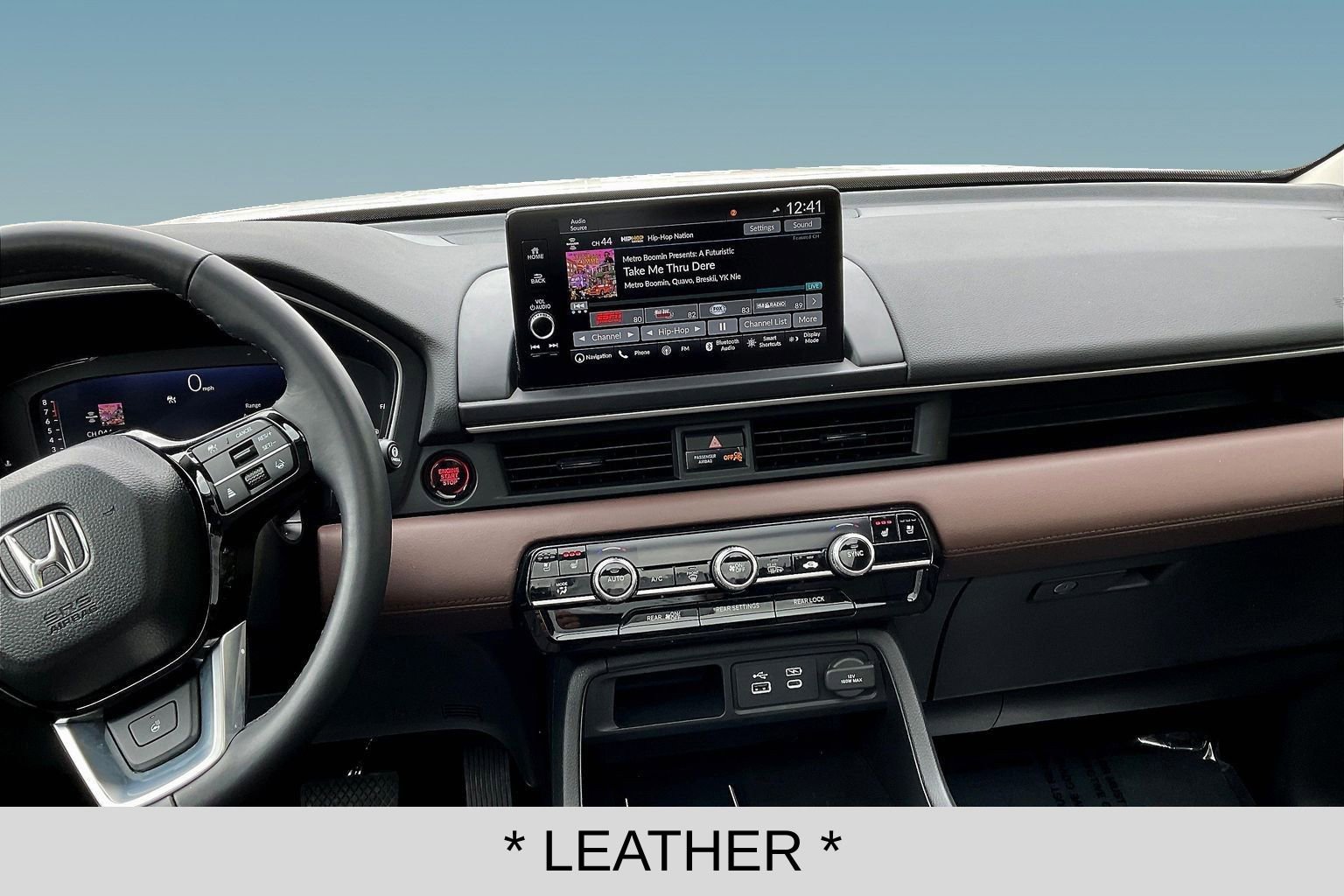 Used 2025 Honda Pilot Elite image 9