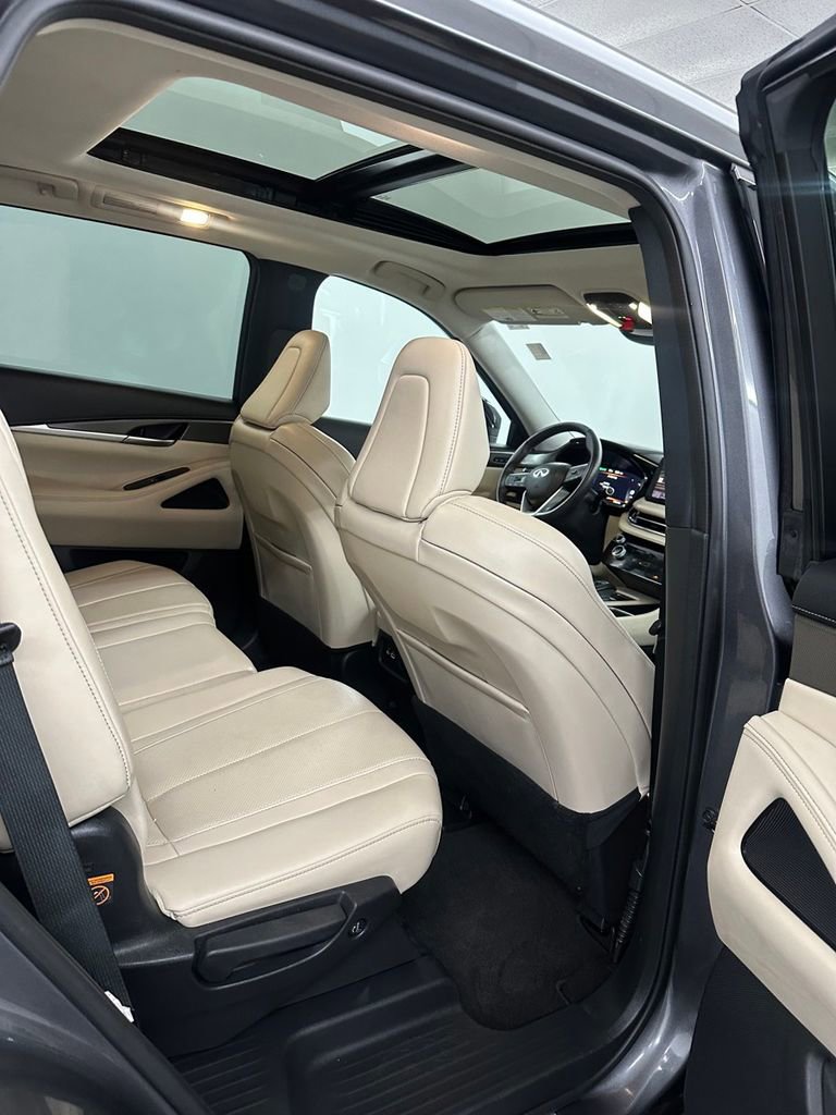 Used 2023 INFINITI QX60 Luxe image 42
