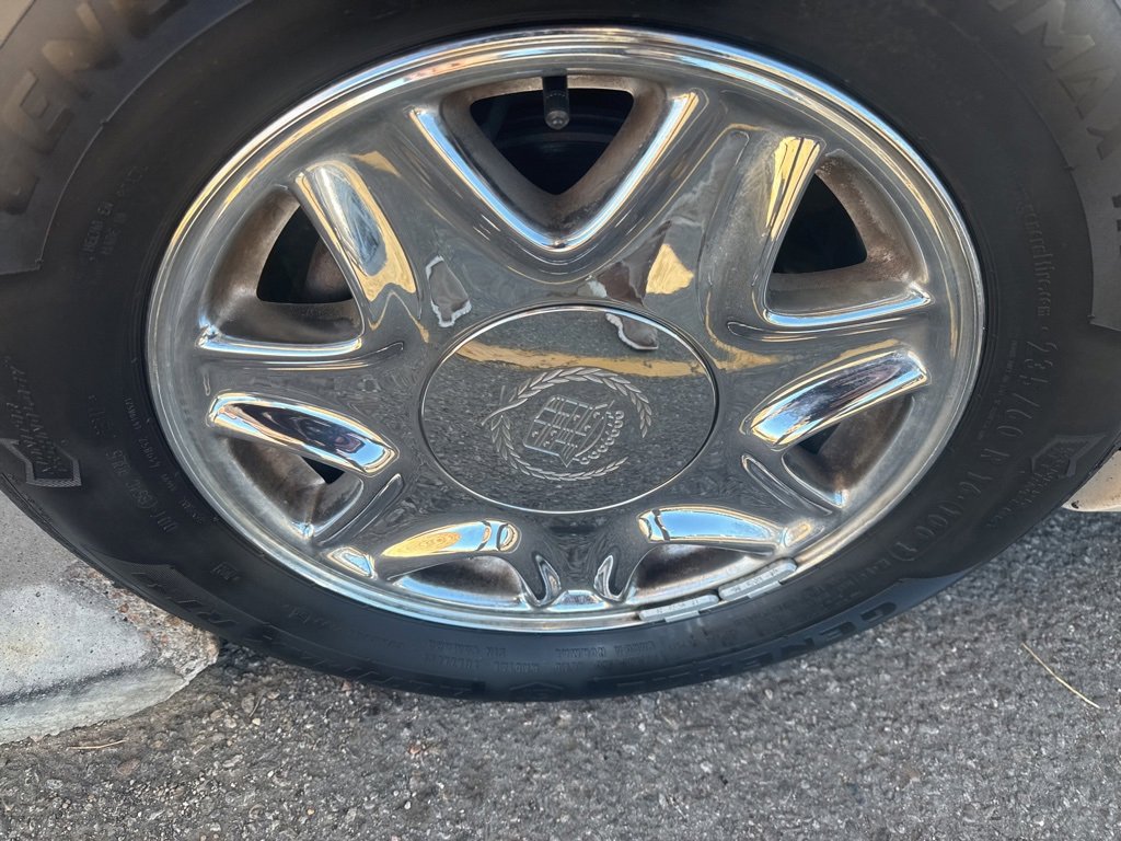 Used 1996 Cadillac Eldorado Touring image 2