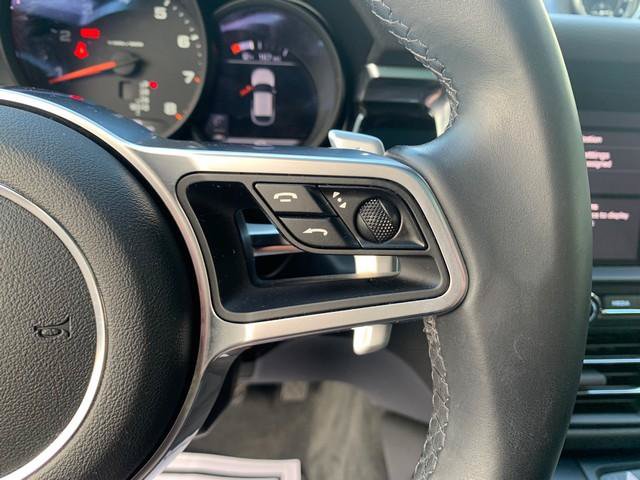 Used 2020 Porsche Macan AWD/4WD image 14